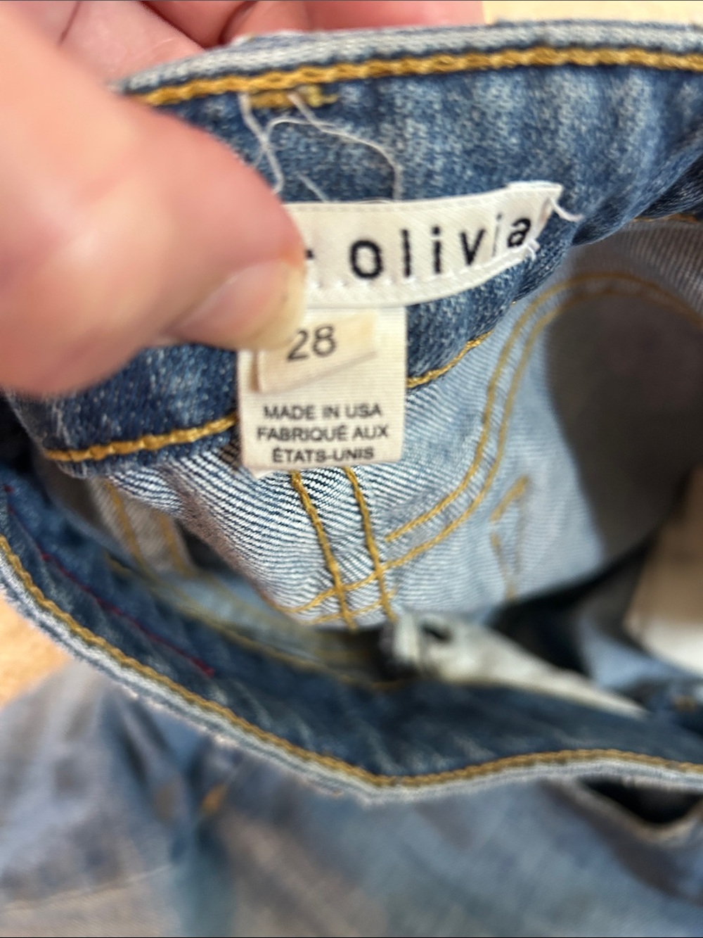 Alice and Olivia cropped low rise jeans - Picture 5 of 10